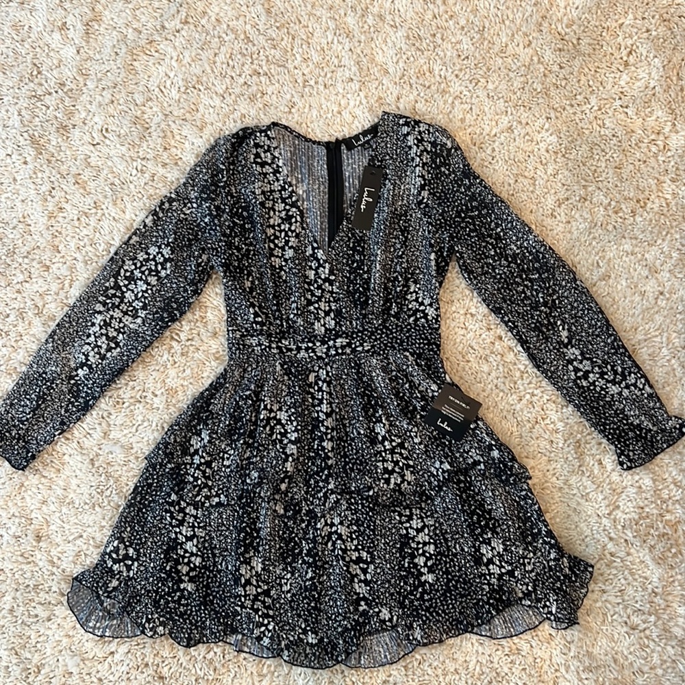 Lulus Love Me Right Black Floral Print Long Sleeve Tiered Dress- Size Small